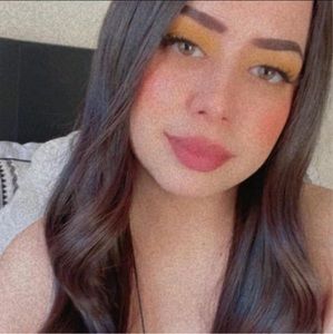 Meet your Posher, Devine